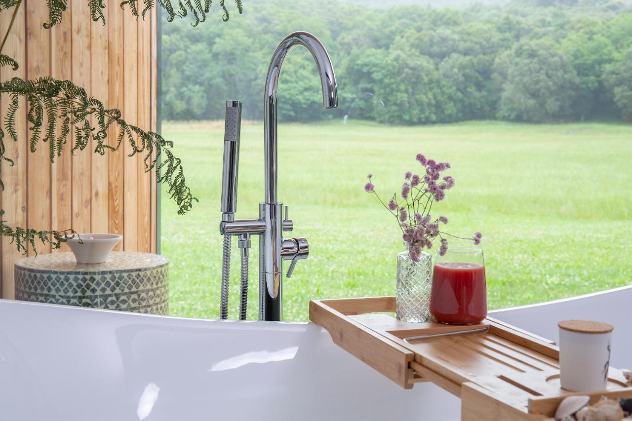 Vibe Luxury Cabins Arnuero Esterno foto