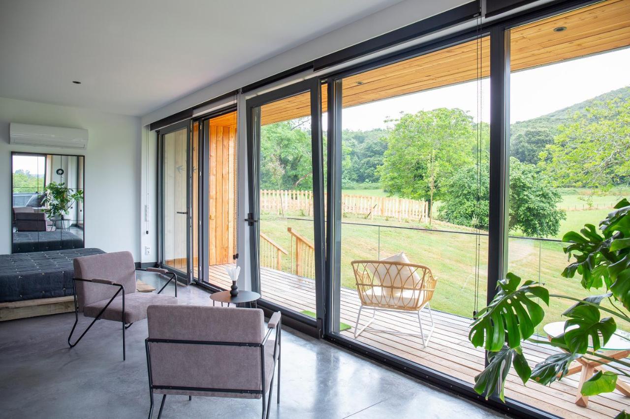 Vibe Luxury Cabins Arnuero Esterno foto