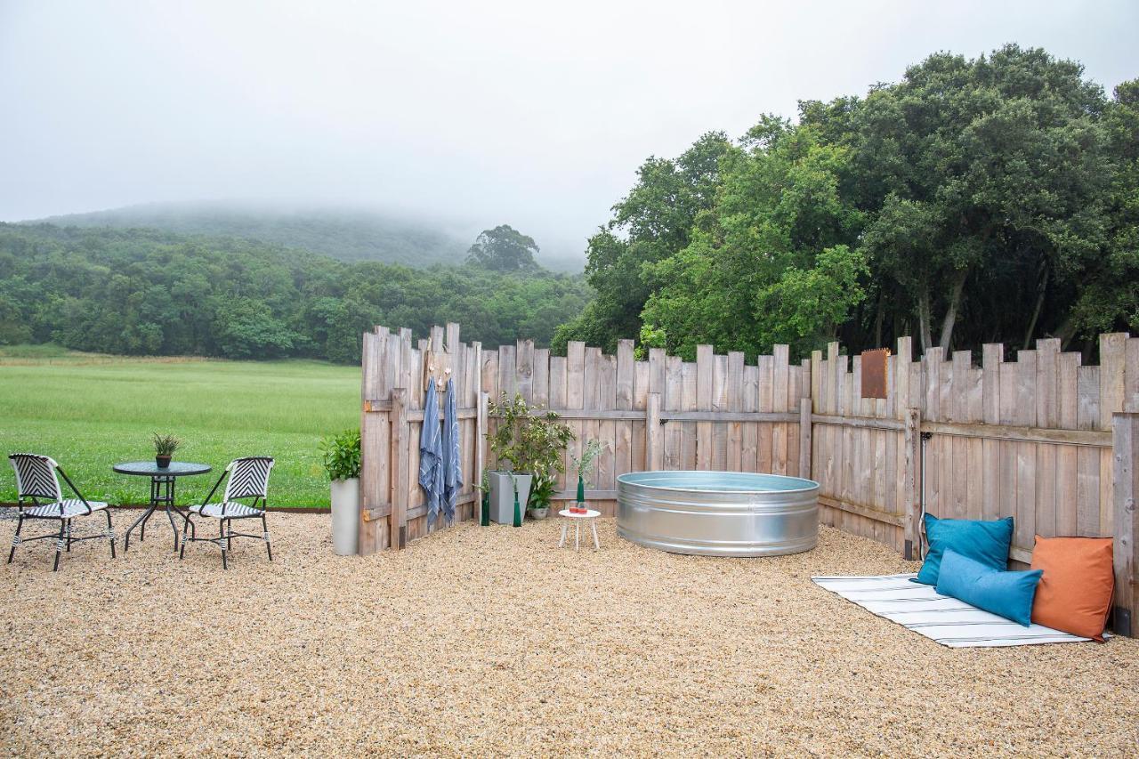 Vibe Luxury Cabins Arnuero Esterno foto