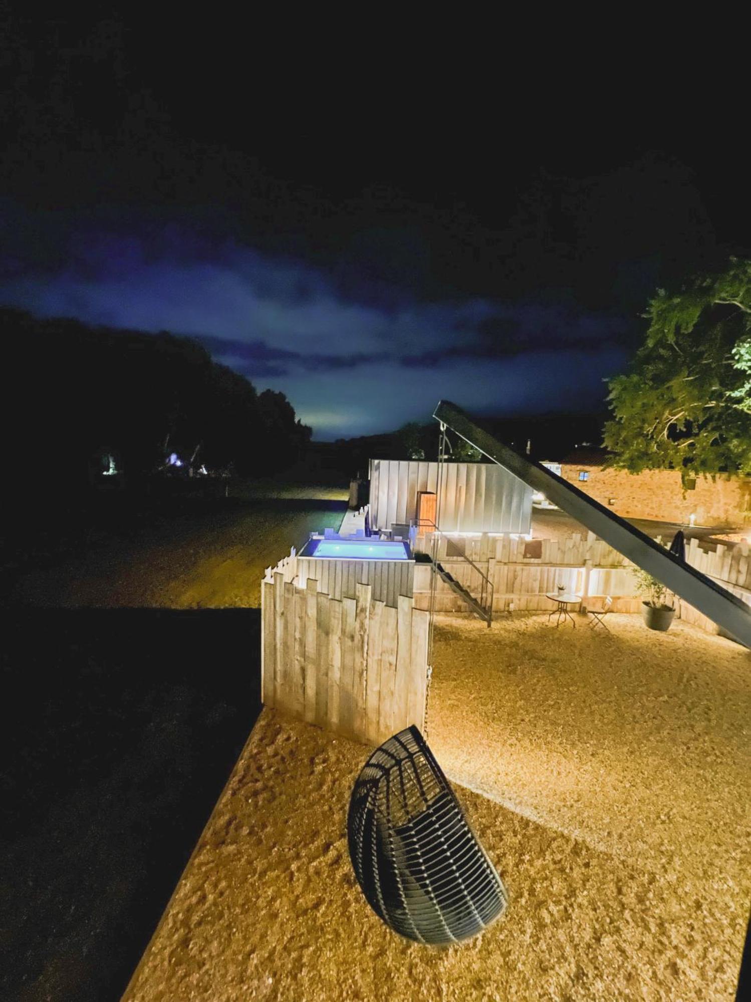 Vibe Luxury Cabins Arnuero Esterno foto